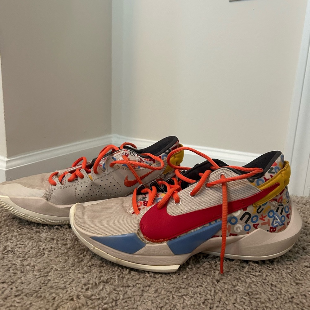 Nike Freak 2 Boys men’s shoes